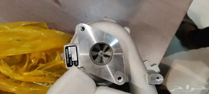 مكاين و قطع غيار نيسان وانيت باص دينا 19