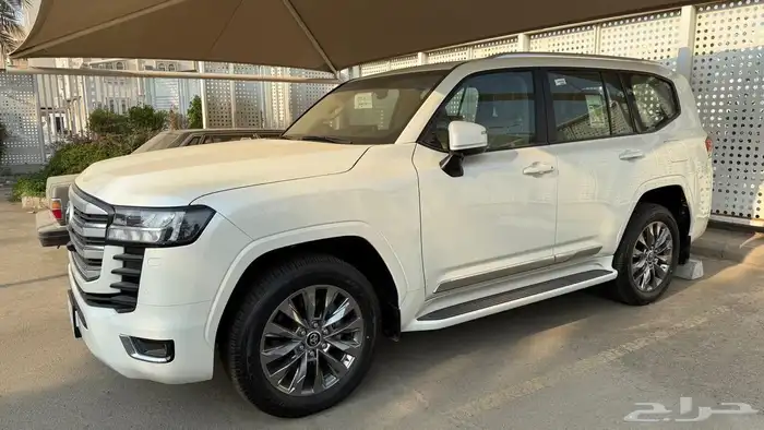 تويوتا لاندكروزر جي اكس ار 4ديزل 2024 32