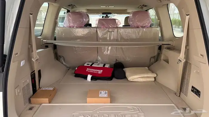 تويوتا لاندكروزر جي اكس ار 4ديزل 2024 12