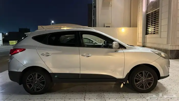 للبيع توسان هونداي 2015 للجادين 2