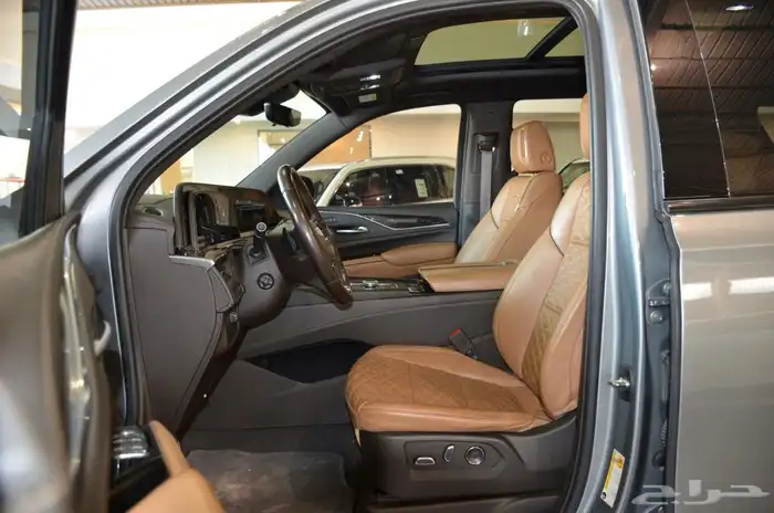 كاديلاك اسكاليد سبورت بلاتنيوم 2023 الجميح 7