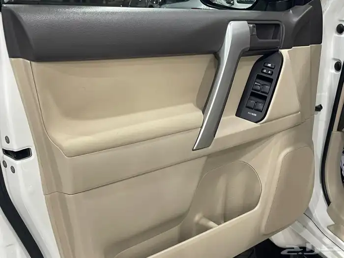 تويوتا برادو 2023 TXL سعودي بحالة الوكالة .. 14