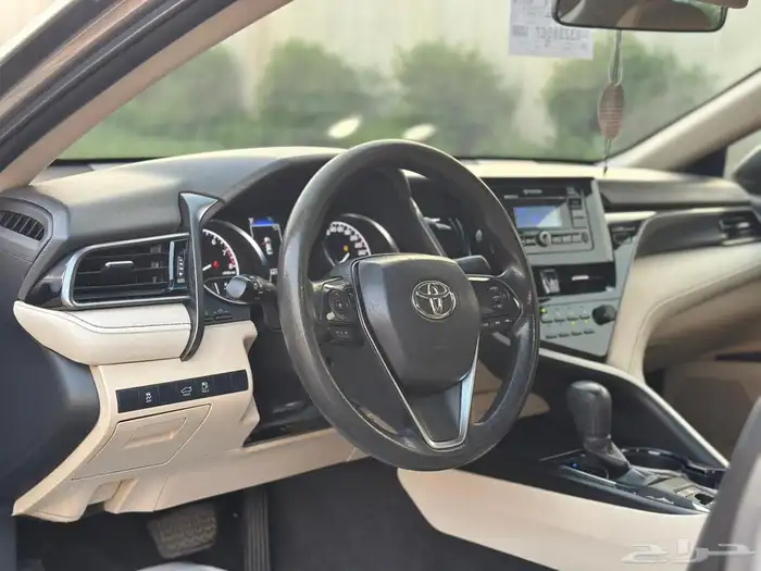 تويوتا كامري 2021 LE بنزين 9