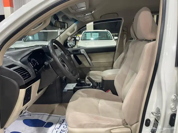 تويوتا برادو 2023 TXL سعودي بحالة الوكالة .. 18