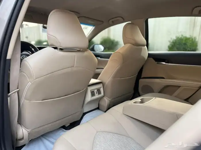 تويوتا كامري 2021 LE بنزين 13