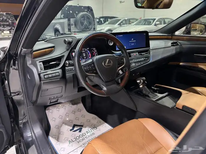 لكزس ES350 2023 مستعمل CC 13