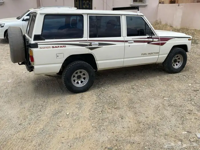 نيسان باترول 4 باب 3