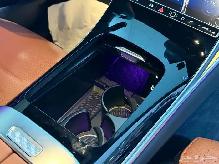 مرسيدس بينز GLC300 2025 جديد بطاقه 10