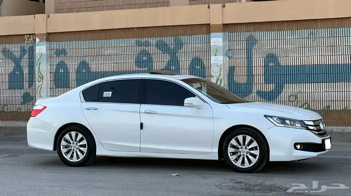 هوندا اكورد 2015 16