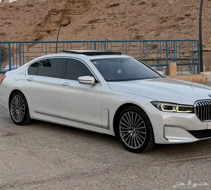 بي ام دبليو 2020 4