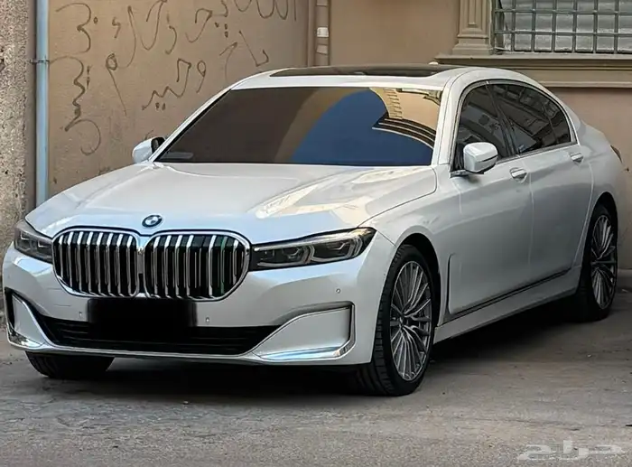 بي ام دبليو 2020 5