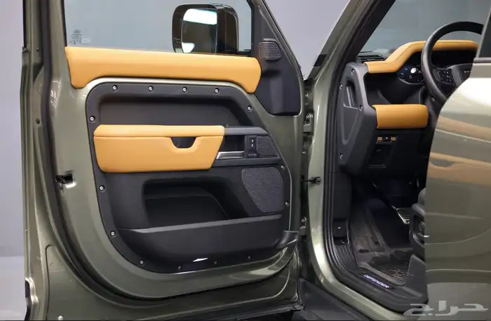 للبيع ديفندر X موديل 2023 ممشى قليل جدا داخليه جملي كندي 7