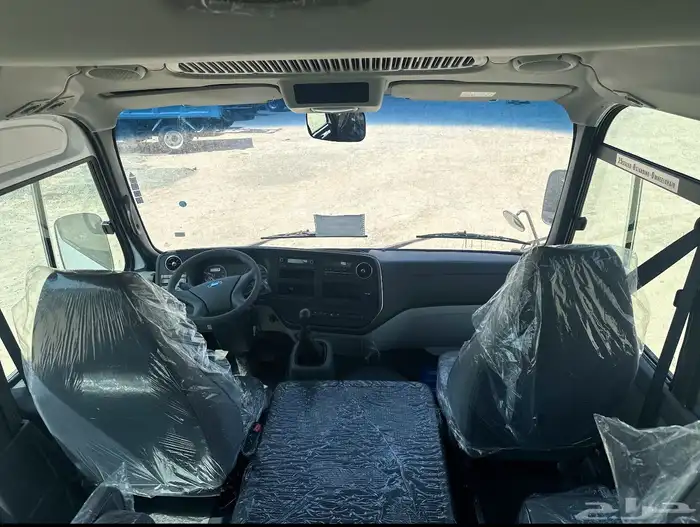 باص هيونداي 23 و 26 راكب 2023 9