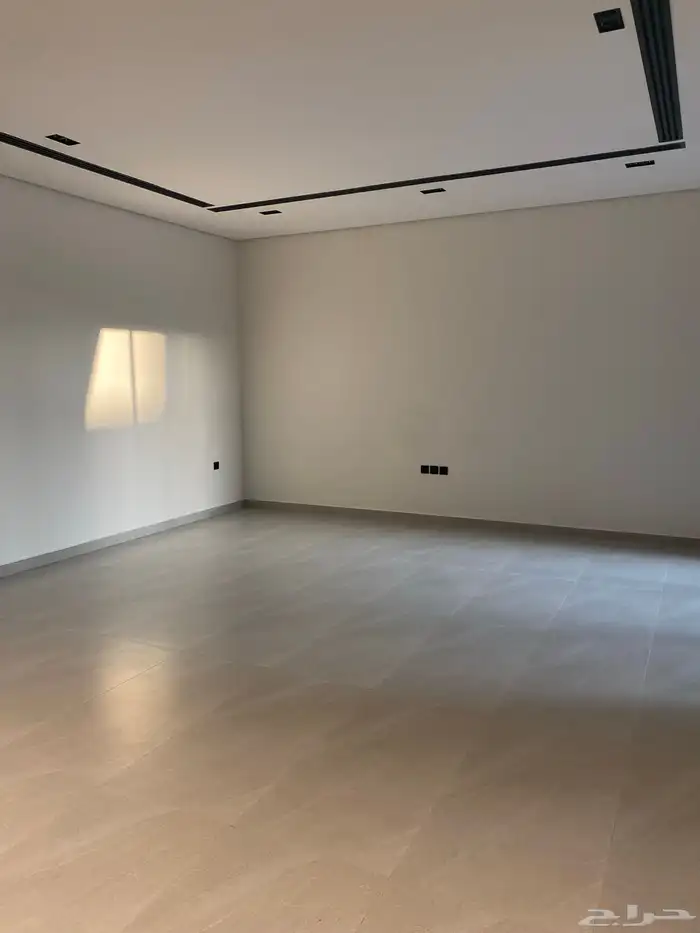 للبيع فلة مودرين من المالك مباشرة 13