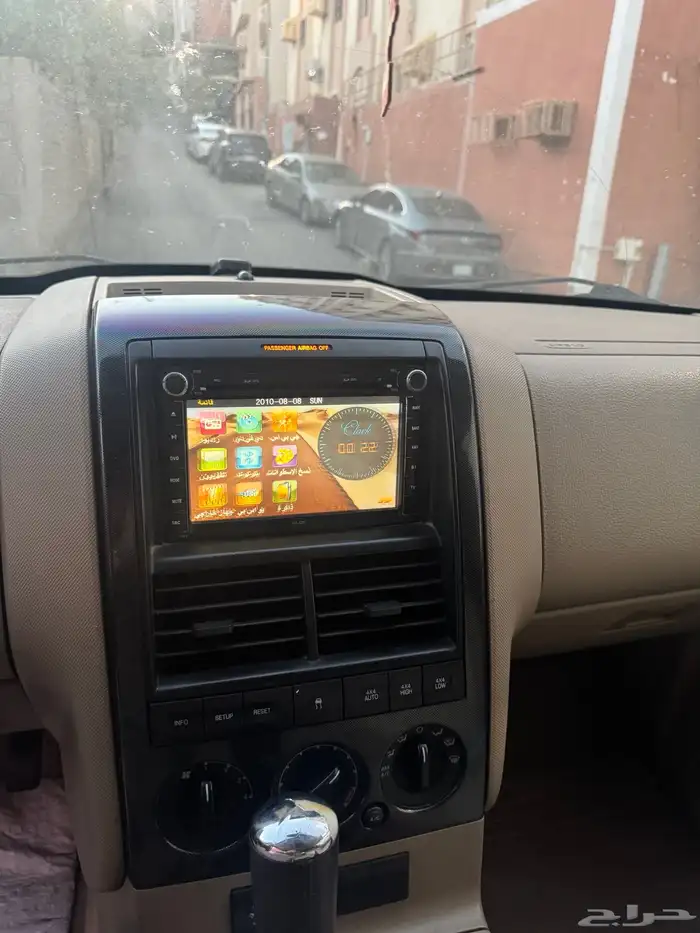 جيب فورد اكسبلور 2010 نظيف للبيع 9