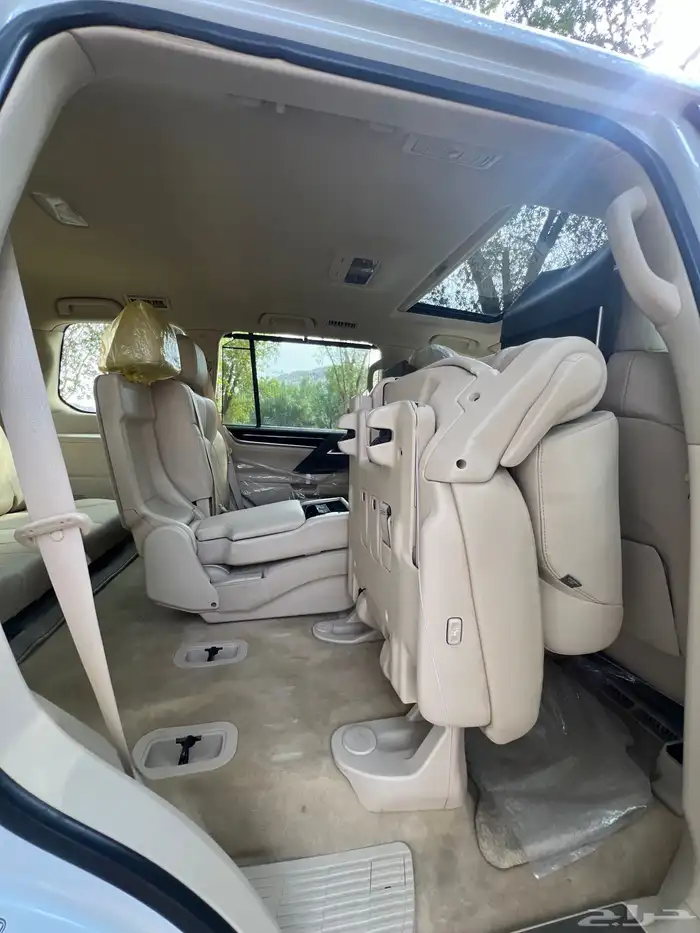 جيب لكزس 570 سوبر سبورت 2019 41