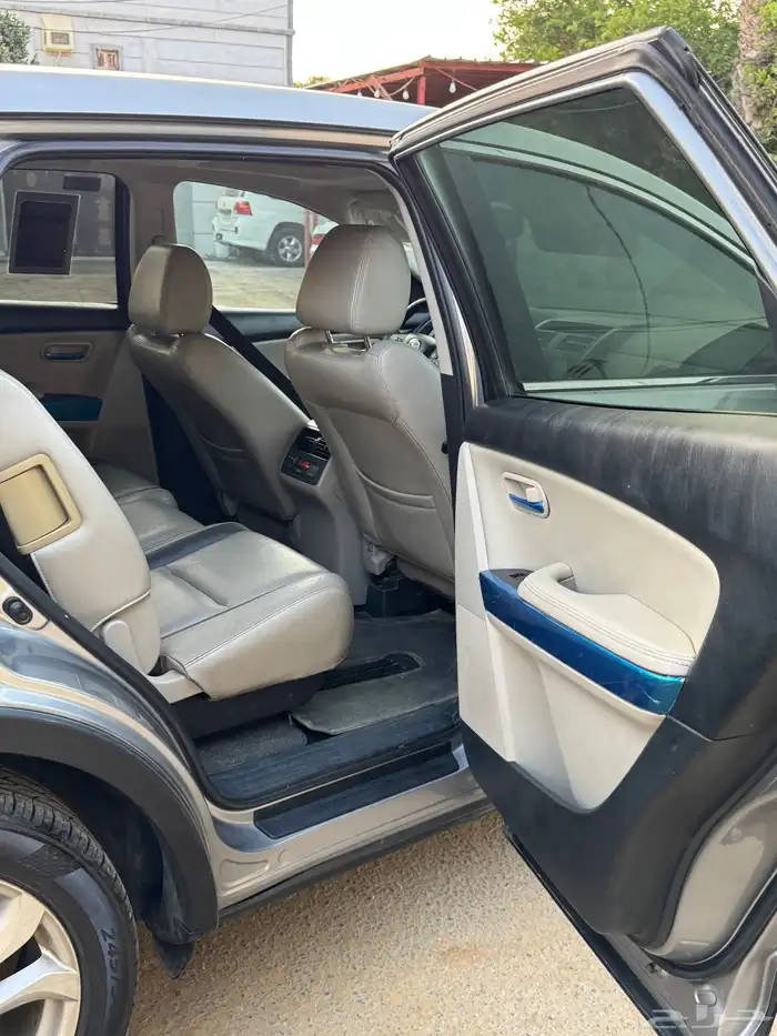 مازدا cx.9 2011 للبيع فضي 24