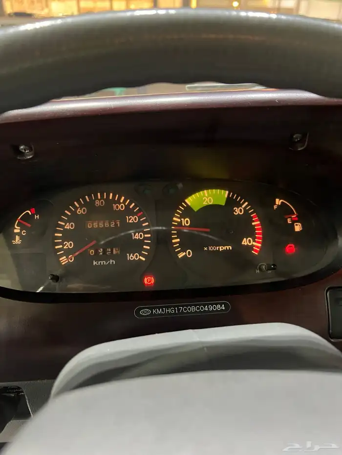 للبيع باص هونداي كونتي موديل 2011 ديزل 30 راكب 10