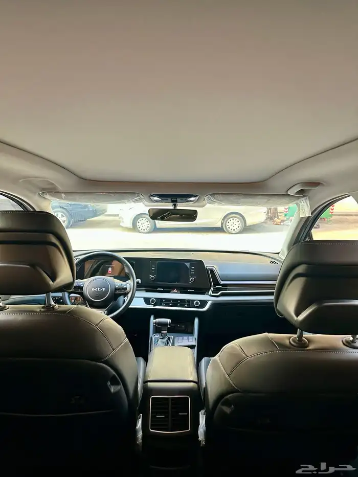 للتنازل كيا سبورتاج 1600 سوافاكي نص فل 8