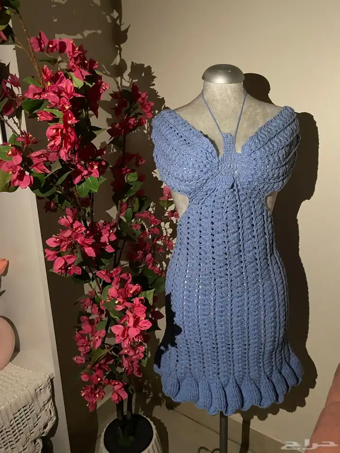 فستان الفراشة 0