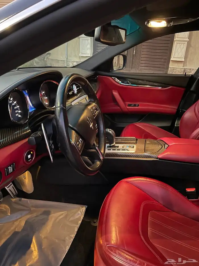 2016 مازيراتي كواتربورتي GTS 17