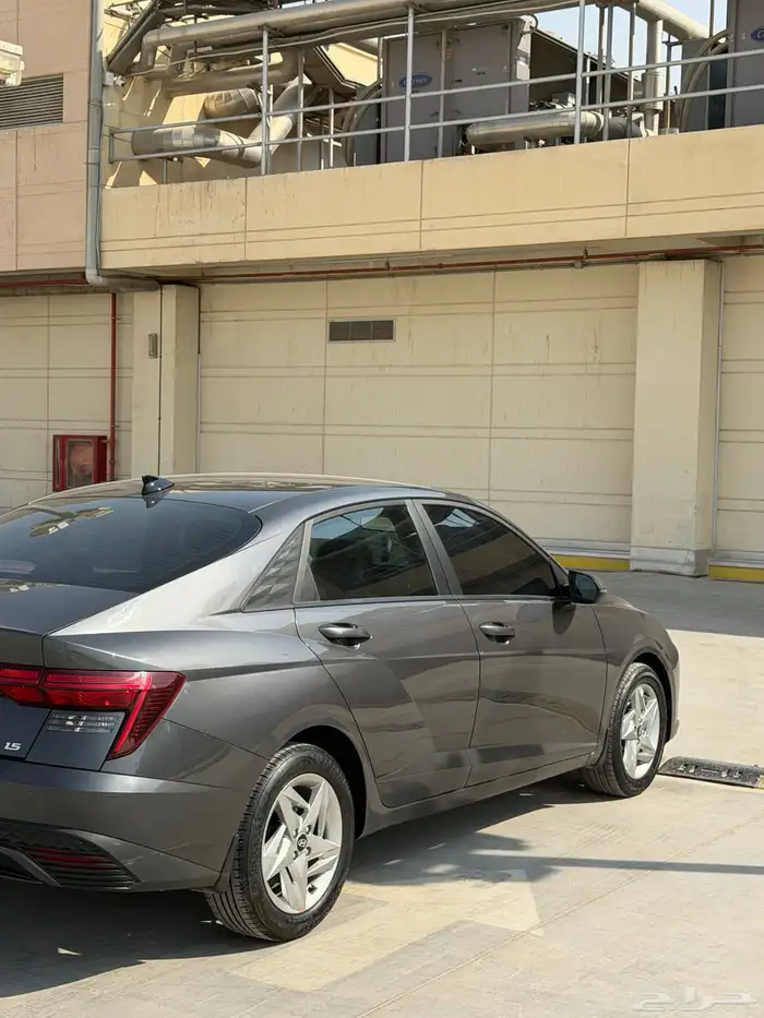 اكسنت 2025 الوعلان سمارت 1