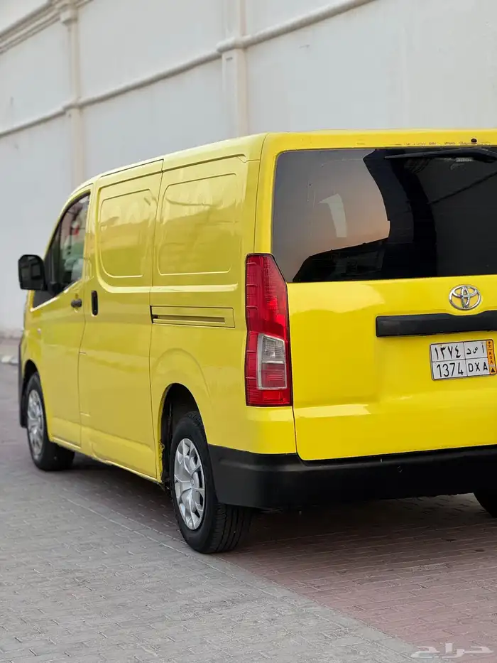 تويوتا هايس بضاعه 2019 سقف منخفض سعر 72000 الف 8