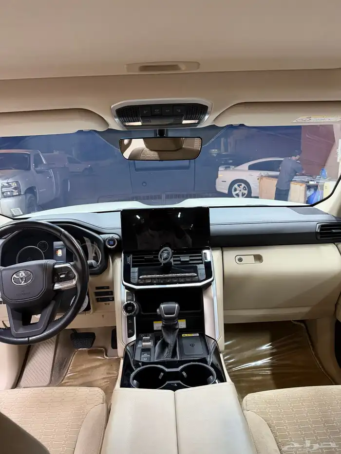 لاندكروزر ديزل 2023 8