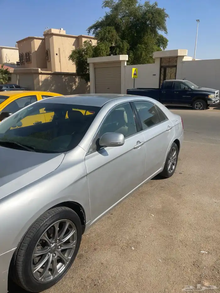 جيلي 2012 نضيف 2