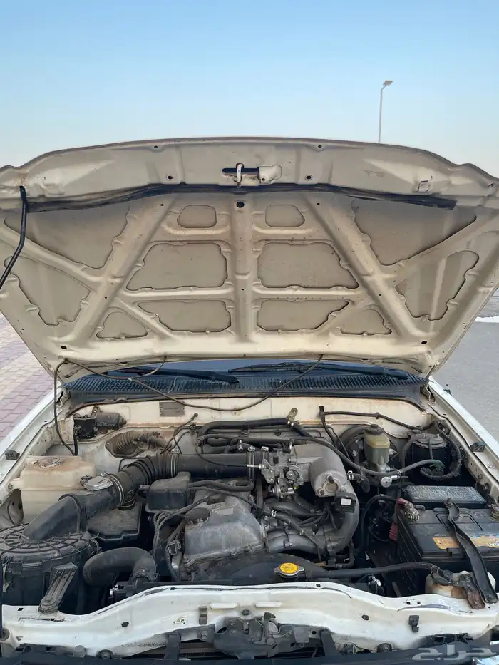 تايوتا هايلوكس 2004 غمارتين 8