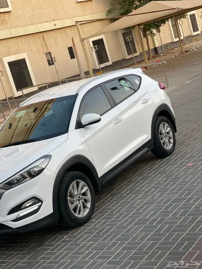 توسان 2016 بنزين نظيف 1