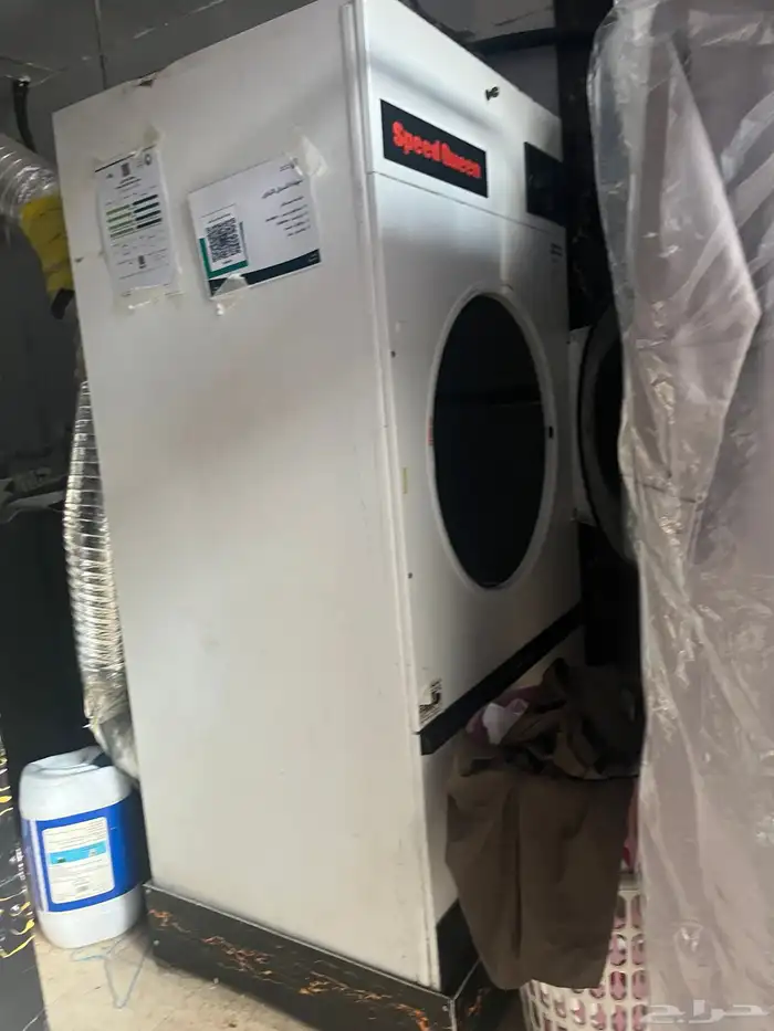 معدات مغسلة ملابس شبه جديدة للبيع جدة 4