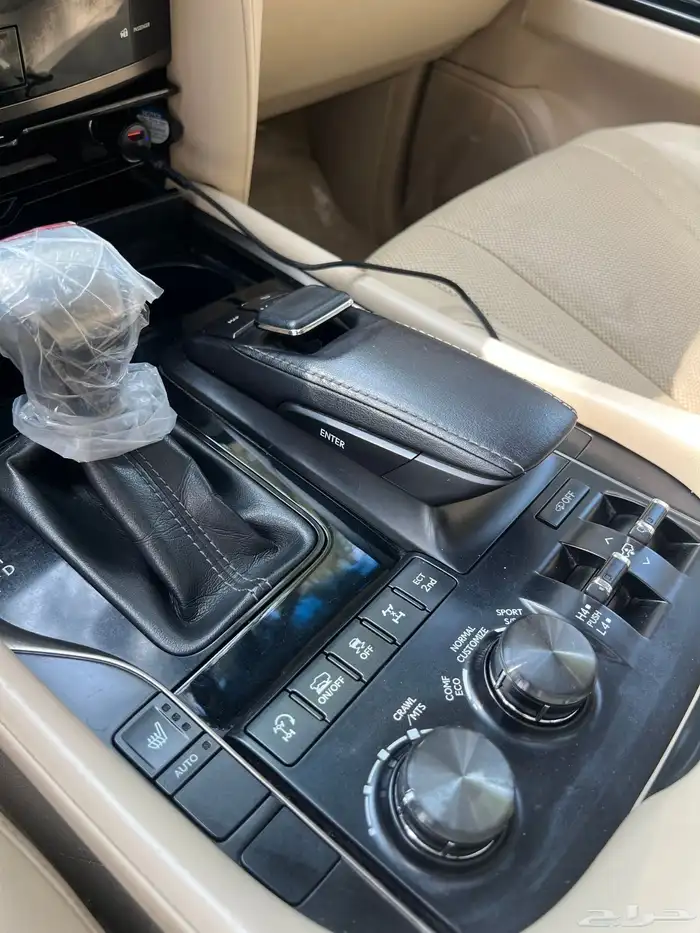 جيب لكزس 570 سوبر سبورت 2019 92