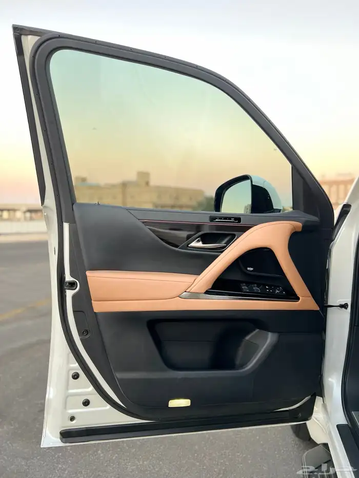 لكزس LX600 مالك اول 2023 BB قمة النظافة سعودي وكالة 17
