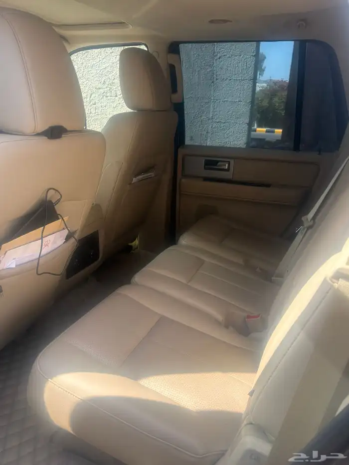 سيارة فورد اكسبيدشين 2016 فل كامل للبيع 5