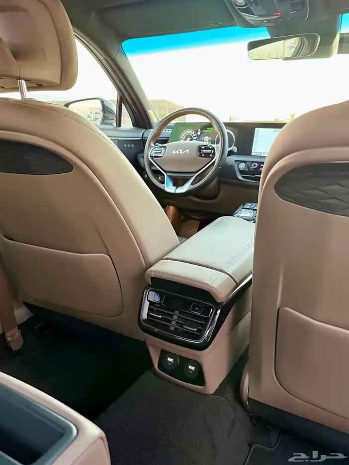 كيا K8 موديل 2022 فل كامل 24