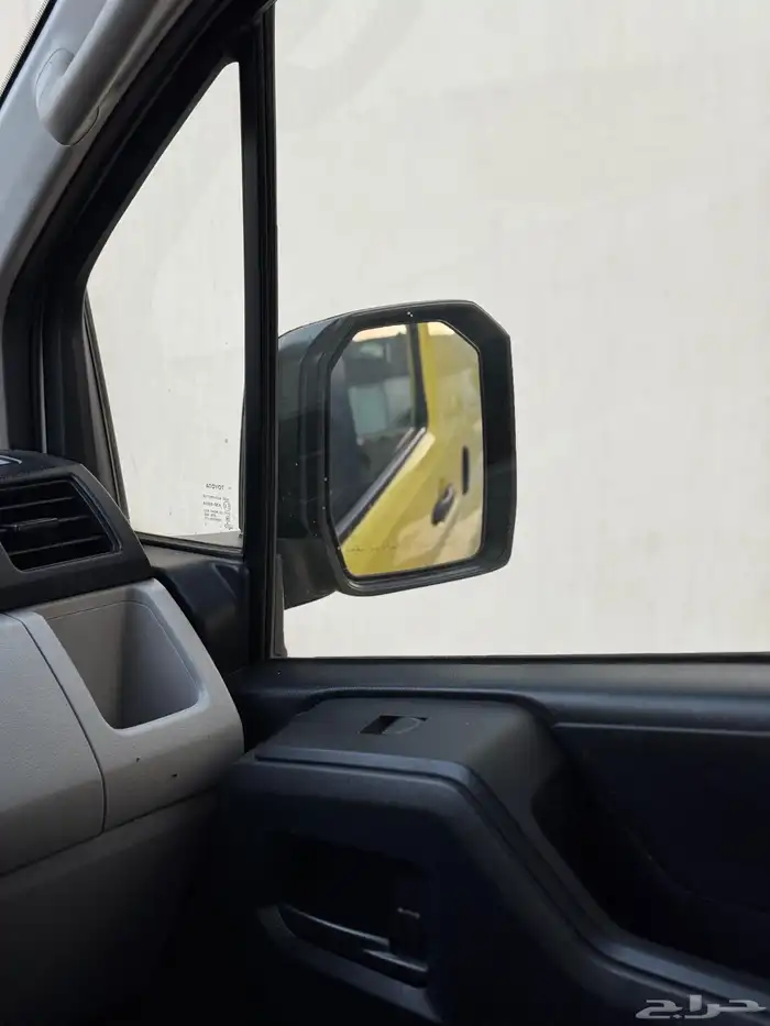 تويوتا هايس بضاعه 2019 سقف منخفض سعر 72000 الف 17