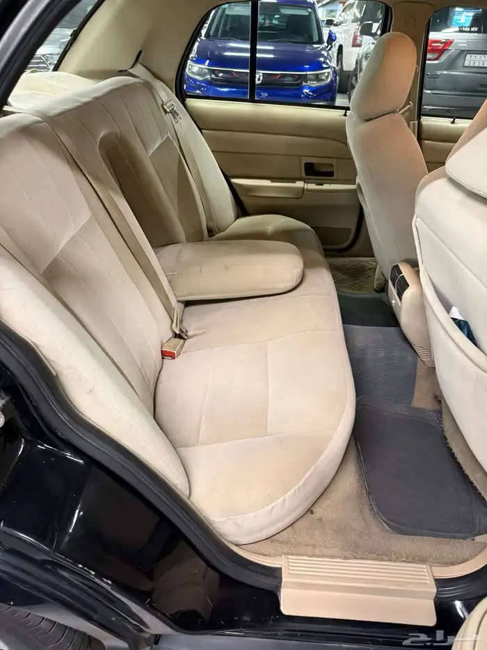 للبيع فورد كراون فكتوريا 2008 مدني جامعة ابهاء 11