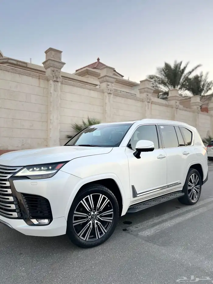 لكزس LX600 مالك اول 2023 BB قمة النظافة سعودي وكالة 0