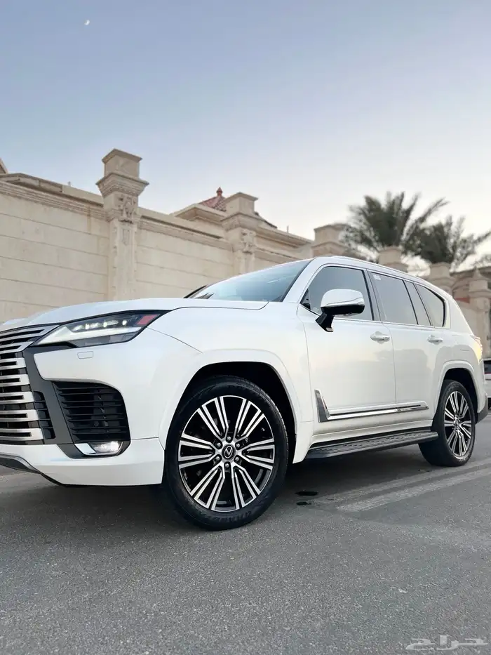 لكزس LX600 مالك اول 2023 BB قمة النظافة سعودي وكالة 1