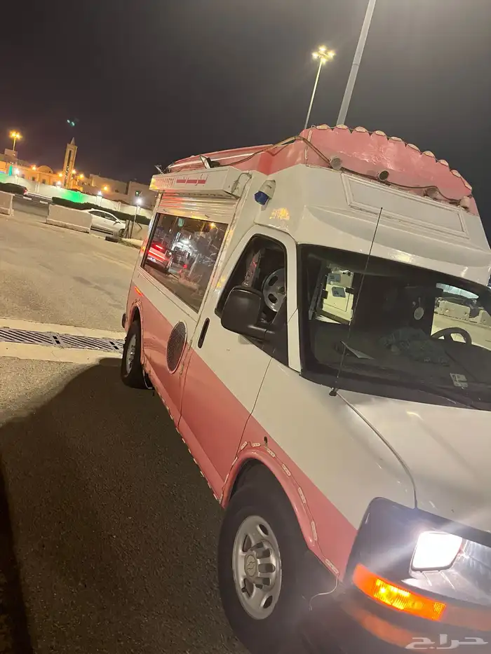 سيارة ايس كريم للبيع 2012 نظيفة 9