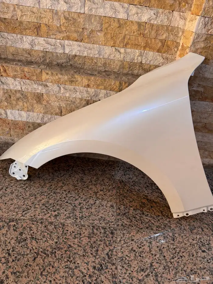 رفرف لكزس IS 2021 -2025 0