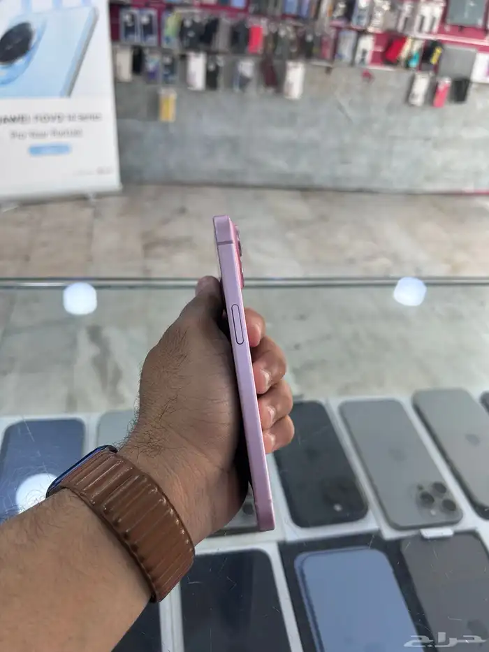 ايفون 15 اخو الجديد 1