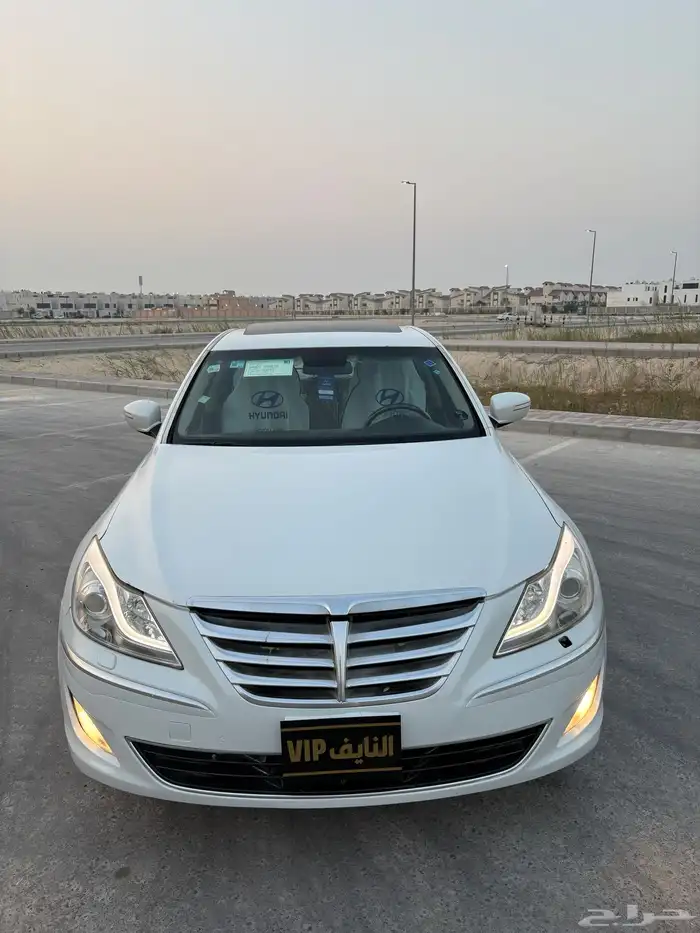 جنسس G80 موديل 2014 نص فل 12