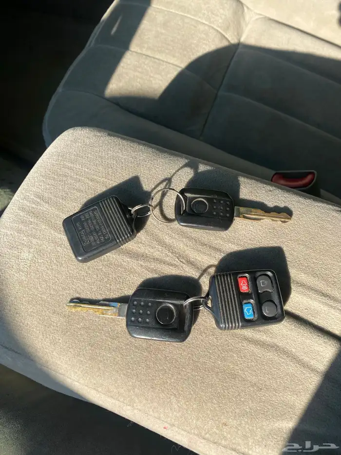 فورد قراند ماركيز 2010 17