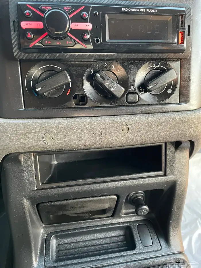 باجيرو 2003 26