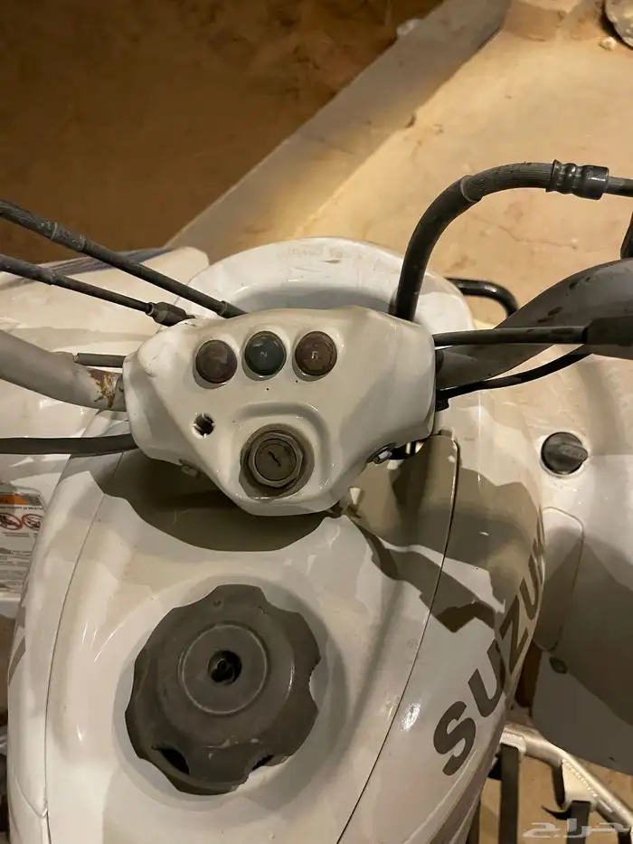 دباب Z400 0