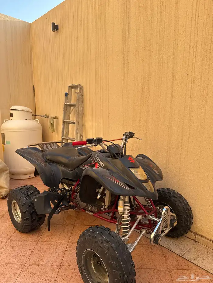 دباب زد 400 مزود على مكينته 1