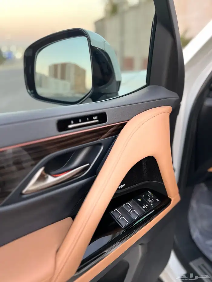 لكزس LX600 مالك اول 2023 BB قمة النظافة سعودي وكالة 18