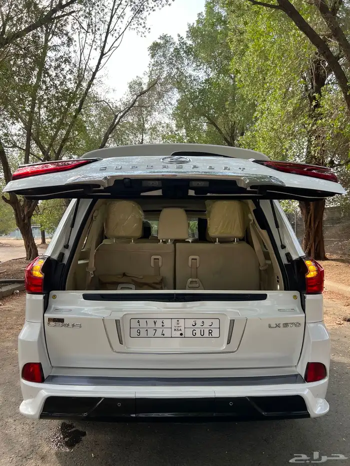 جيب لكزس 570 سوبر سبورت 2019 63